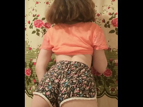 ❤️ Seksi mlada beba skida šorc pred kamerom ️ Super seks kod nas
