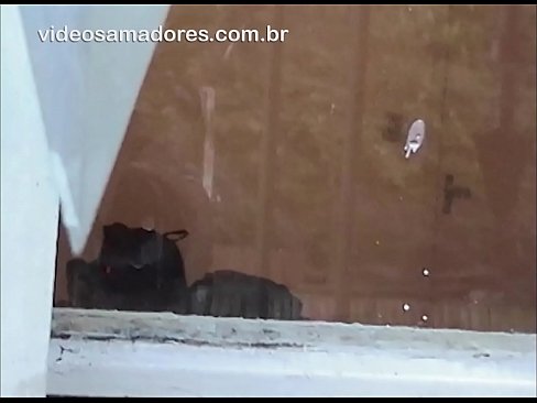 ❤️ Napaljeni muškarac gleda svoju djevojku s drugim tipom, snima jebeni video bez ometanja para ️ Super seks kod nas